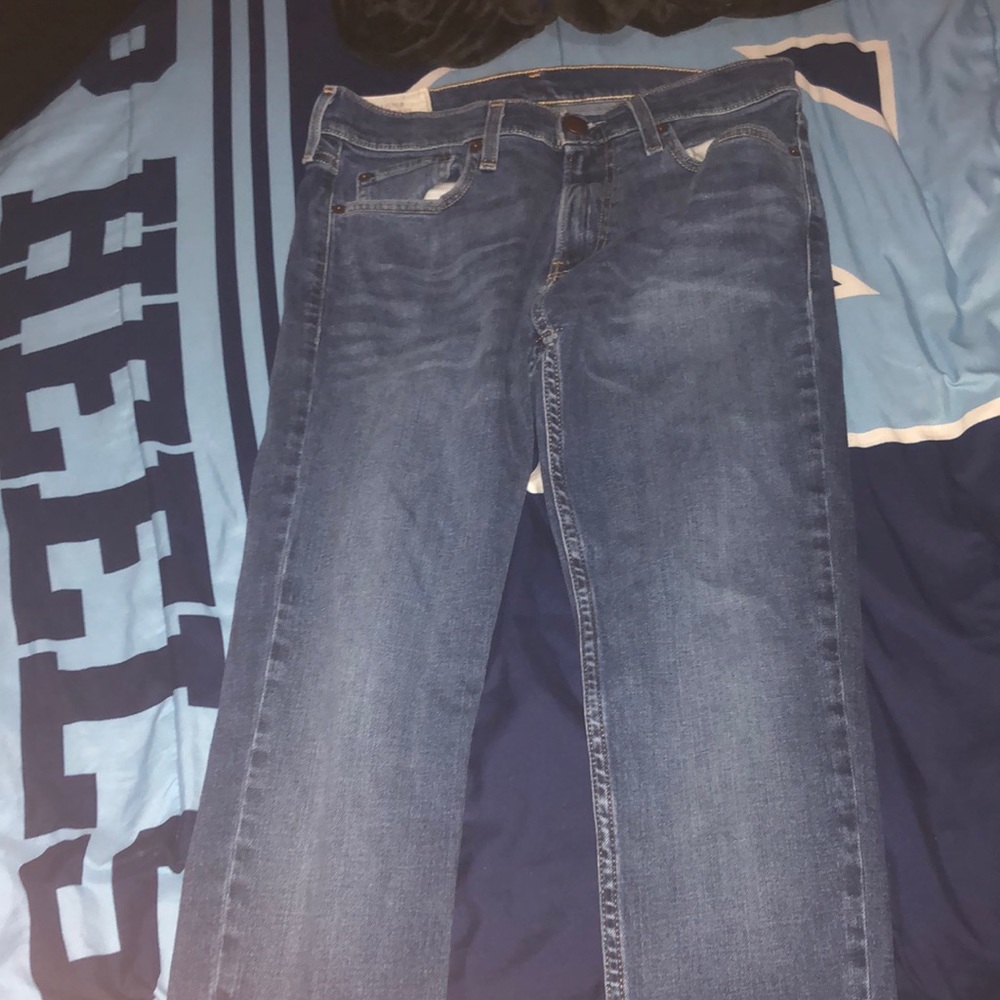 Classic Hollister jeans